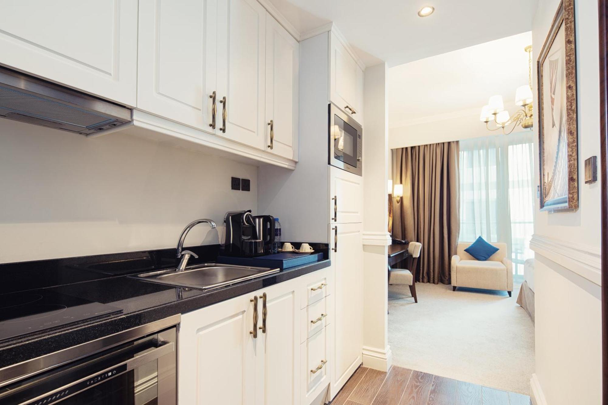 Deluxe Studio – mit Zugang zum Kids Club, eigenem Strand, Infinity-Pool und Strömungskanal