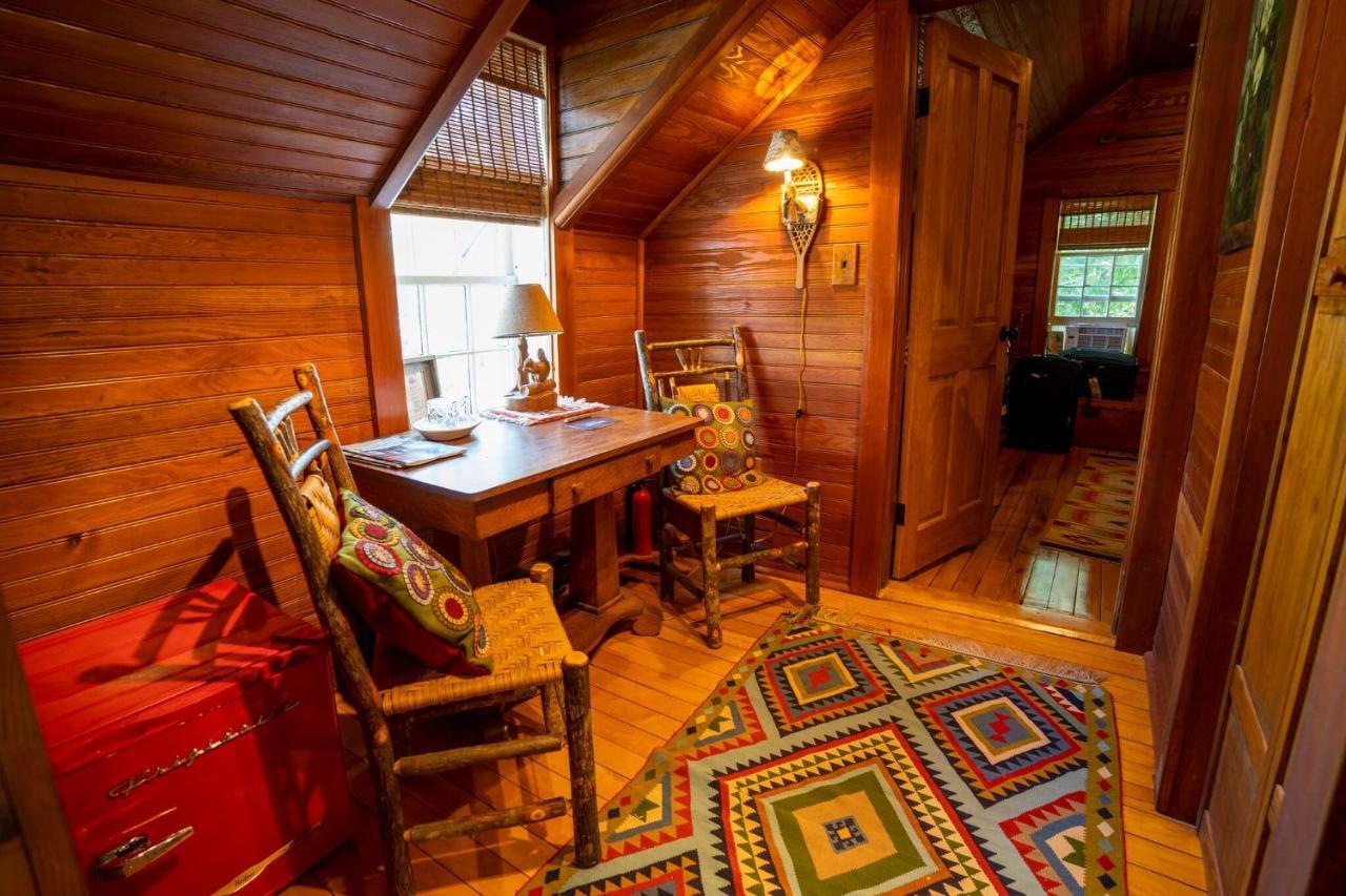 Deluxe King Studio