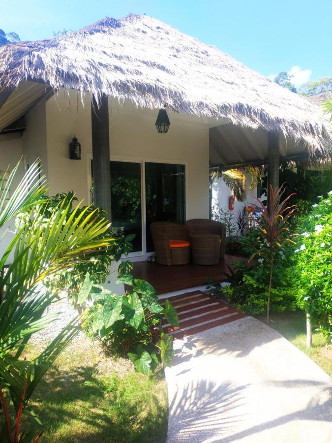 Deluxe Bungalow