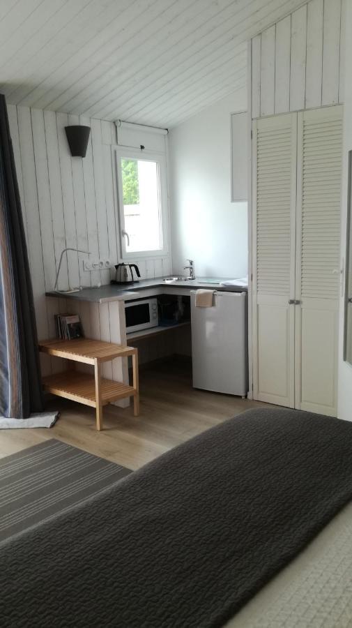 Chambre Double ou Lits Jumeaux avec Salle de Bains Privative
