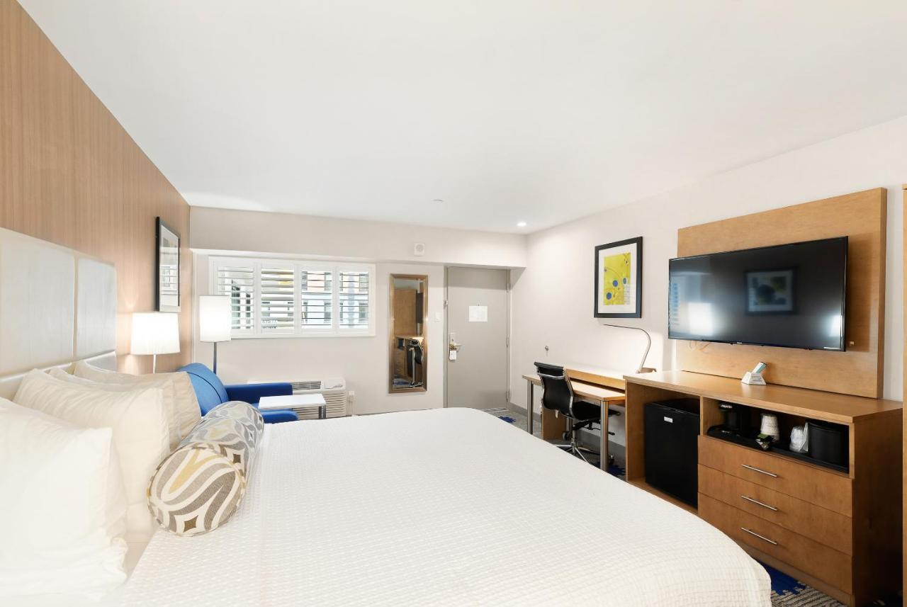 Chambre Lit King-Size avec Patio