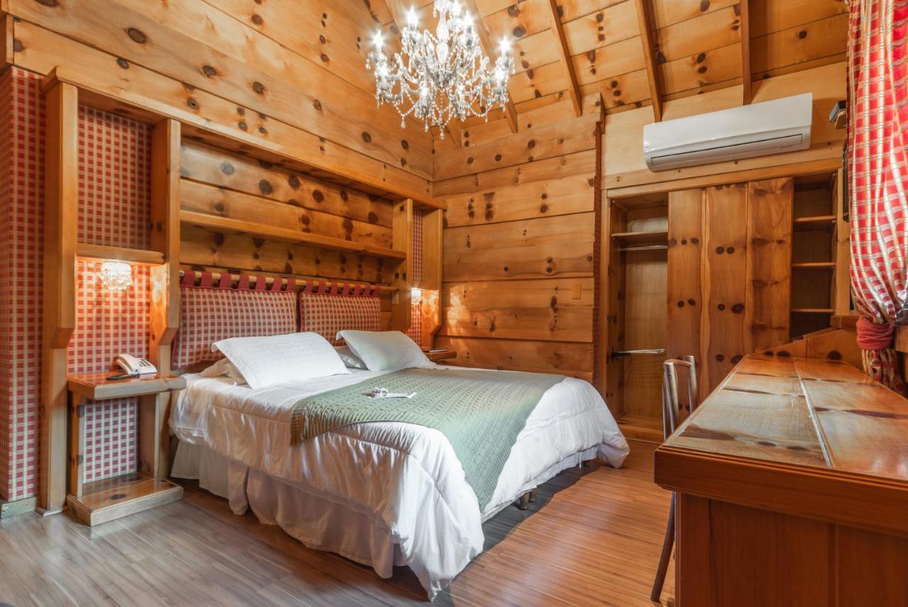Quarto Superior com Cama de Casal