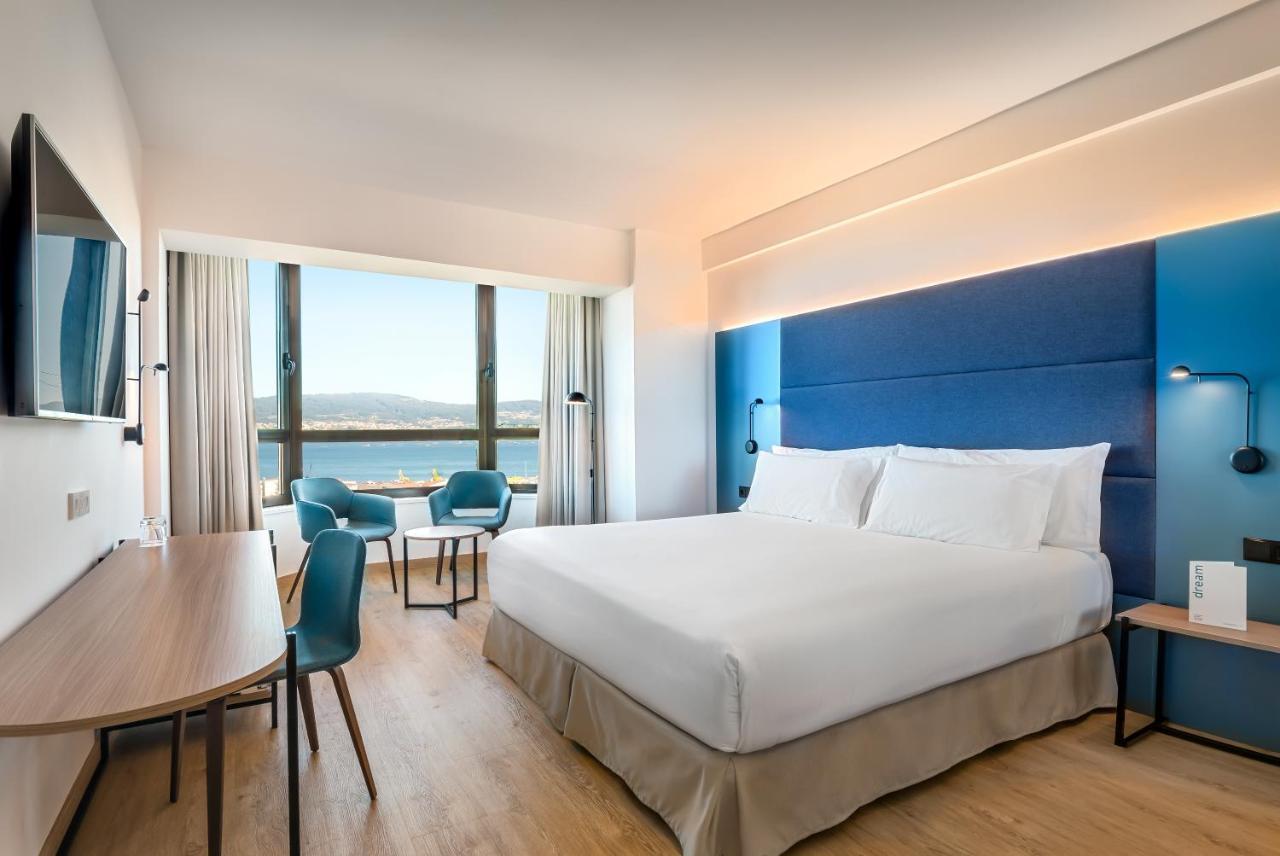 Superior King Room Views,1708104106:JPEG