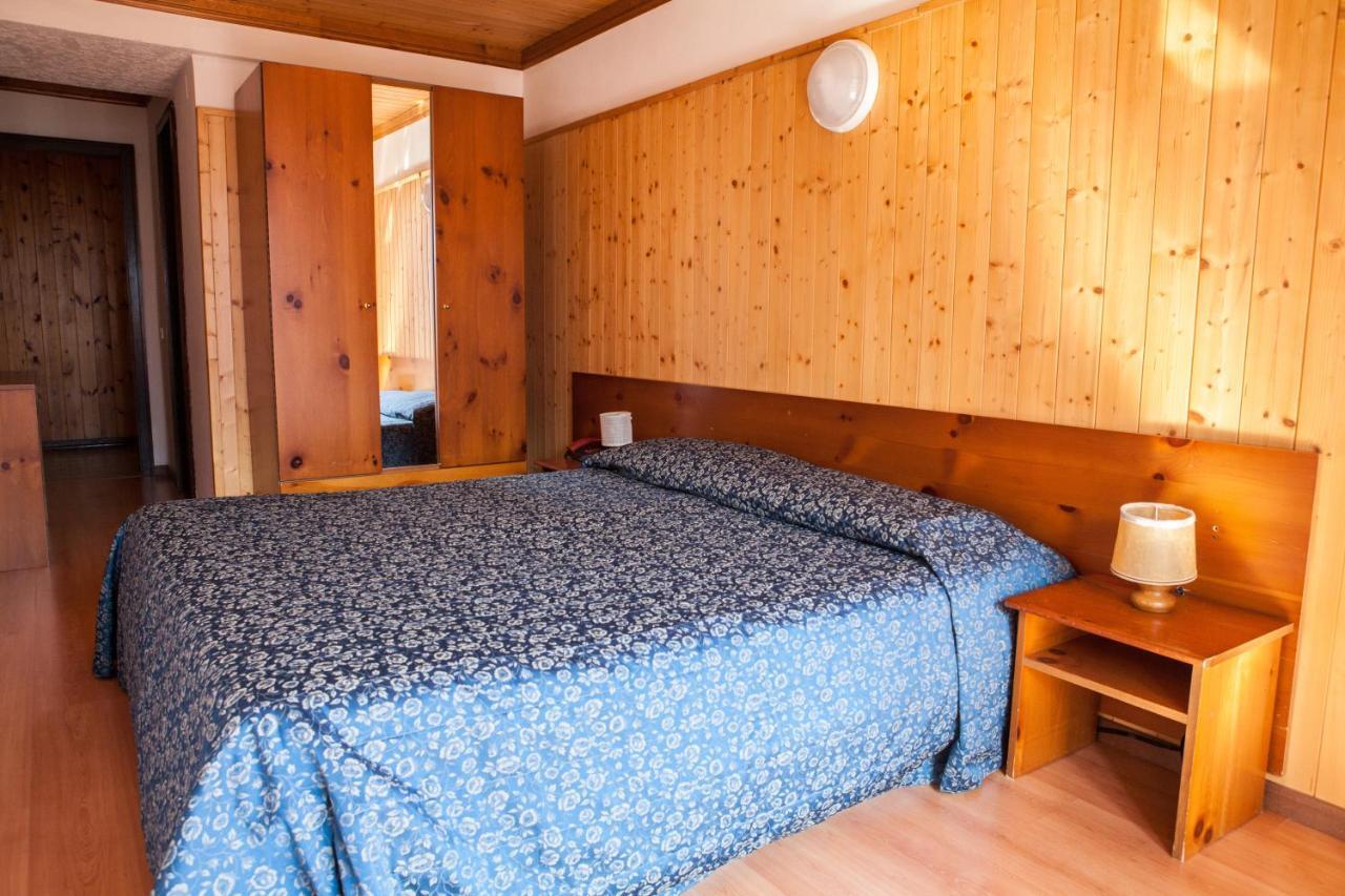 Double or Twin Room,948411328:JPEG