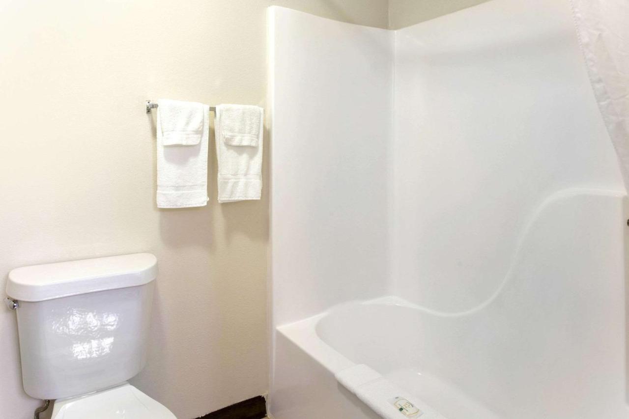 Superior King Suite - Non-Smoking