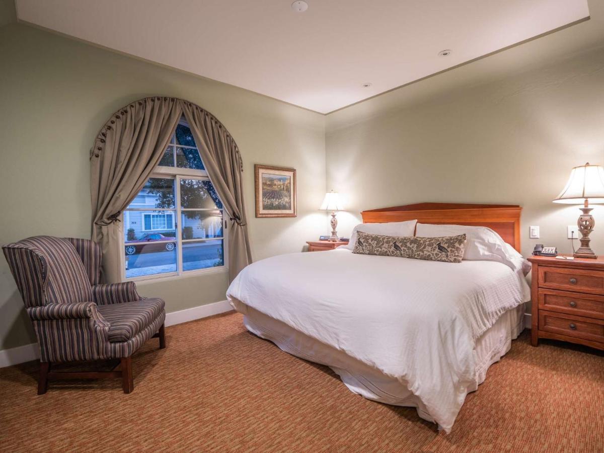 Luxury Suite 5