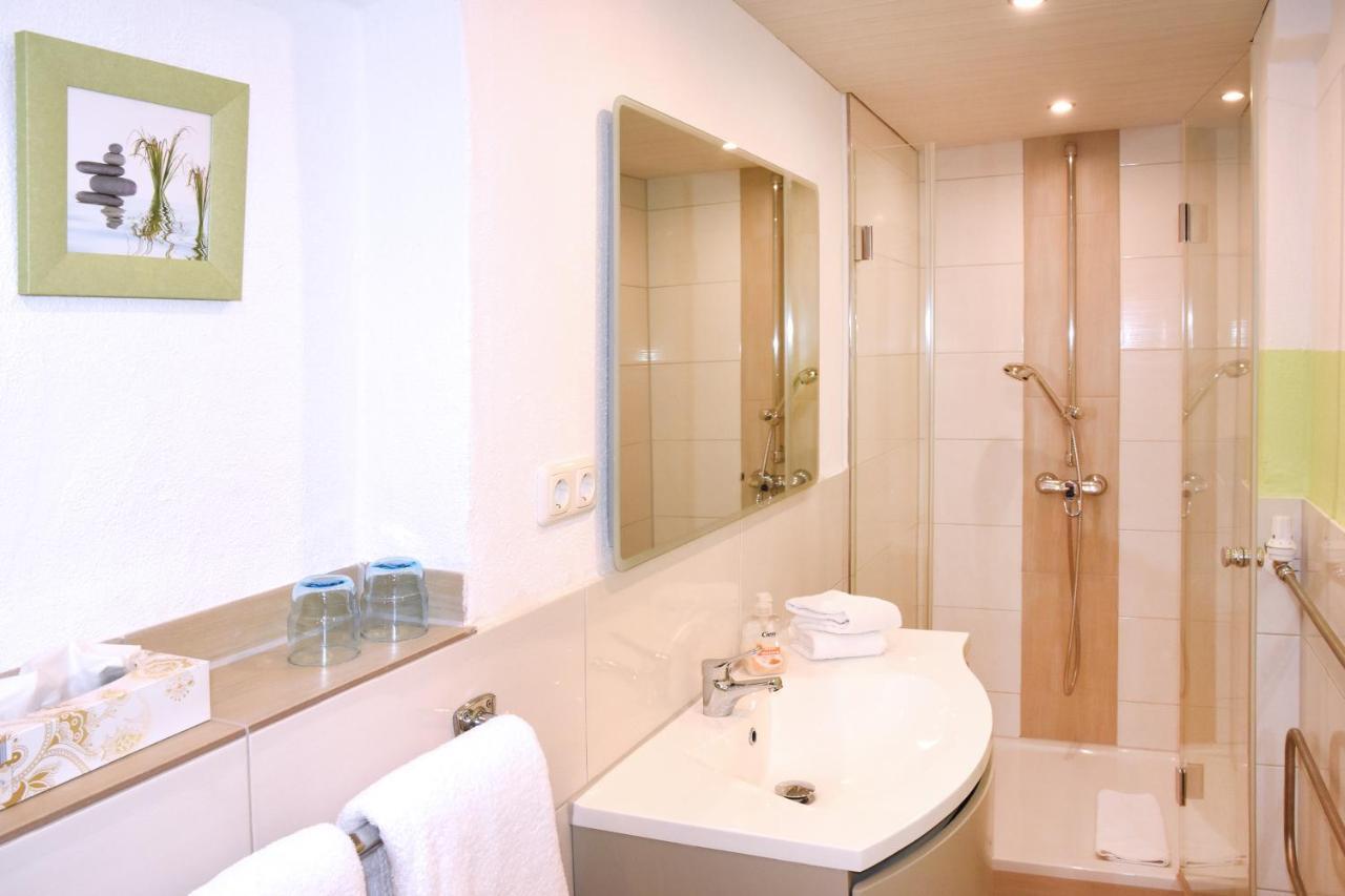 Double Room with Balcony,1315376533:JPEG