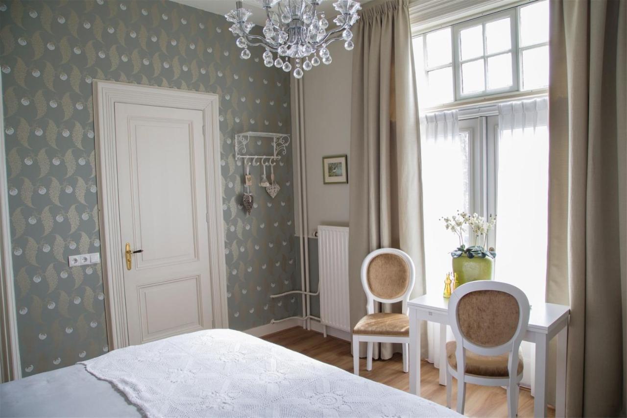 Kamer met Kingsize Bed en Balkon