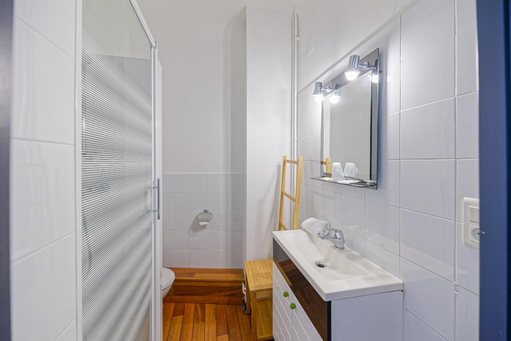 Standard Double Room,960003985:JPEG