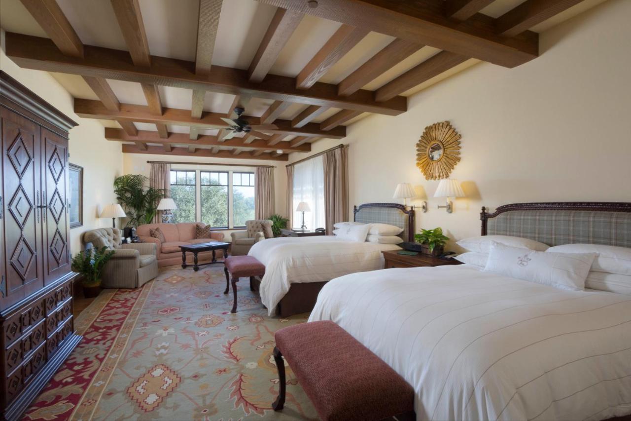 Golf Course View Room - Two Queen Beds
