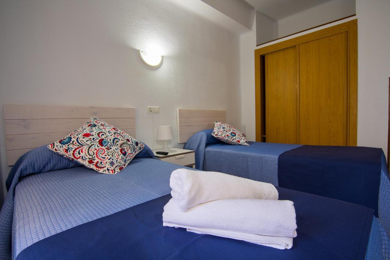 Quarto Duplo ou Twin com Casa de Banho Partilhada