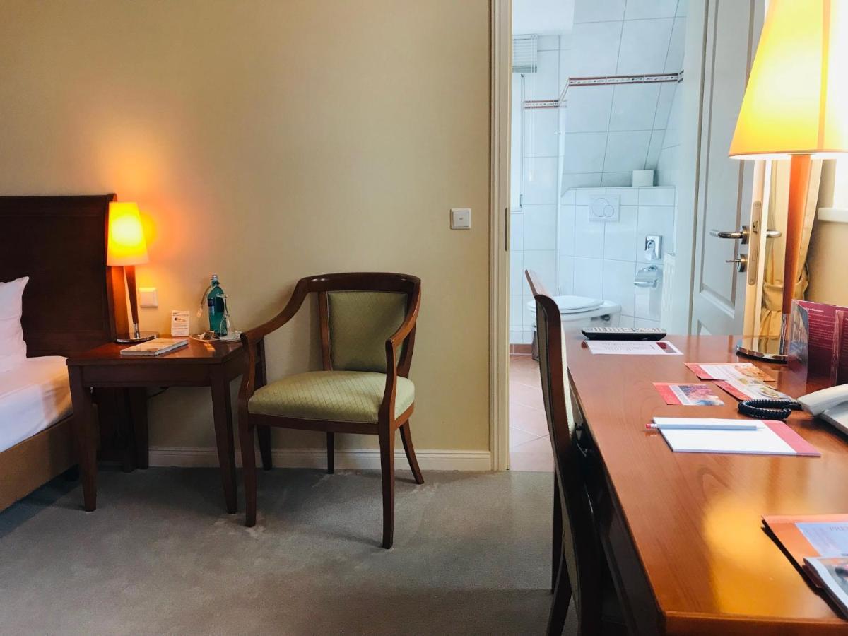 Standard Single Room,974625307:JPEG
