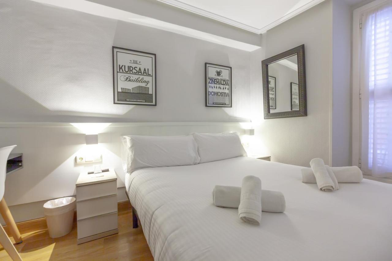 Standaard Tweepersoonskamer met Gedeelde Badkamer