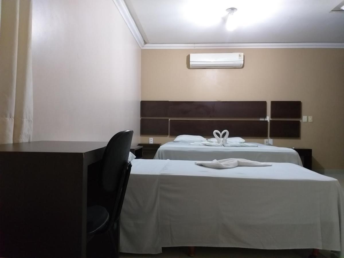 Quarto Triplo Básico