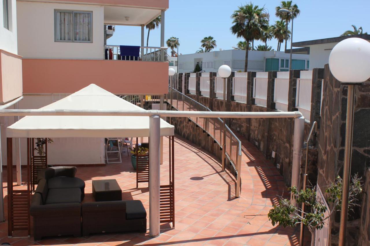 Apartamento con terraza - Planta baja