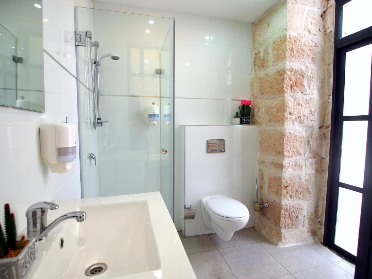 Quarto Individual Standard