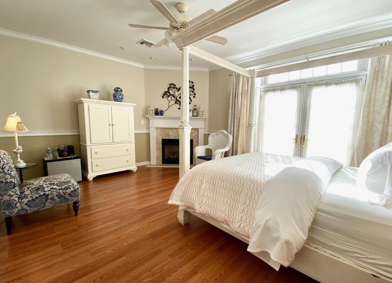 Queen Suite