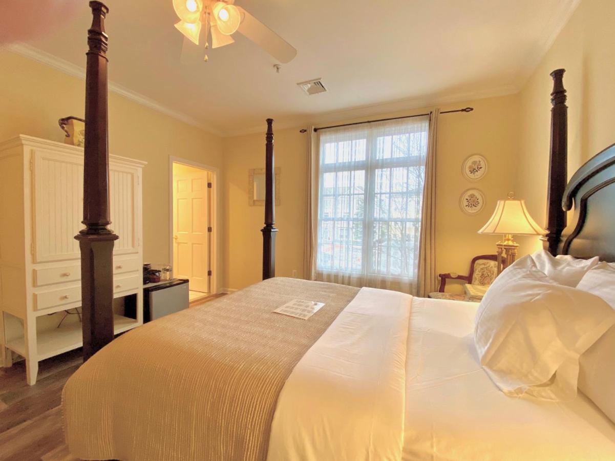 Queen Suite