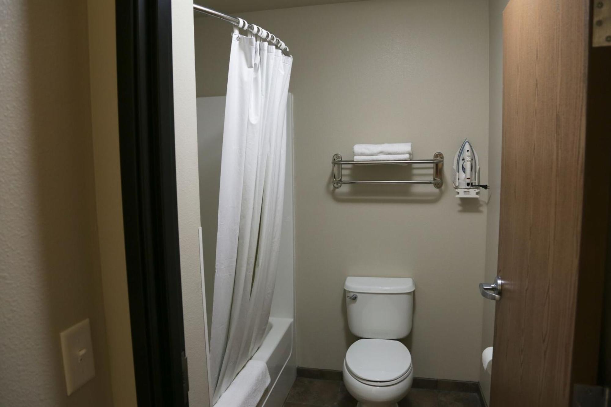 King Room - Non-Smoking - Non Pet Friendly