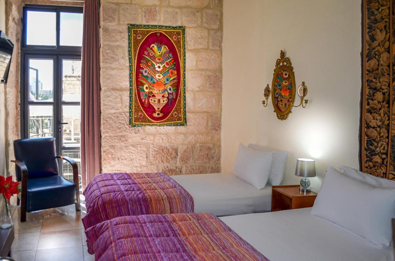 Quarto Standard com 2 Camas de Solteiro - Perto da Recepção