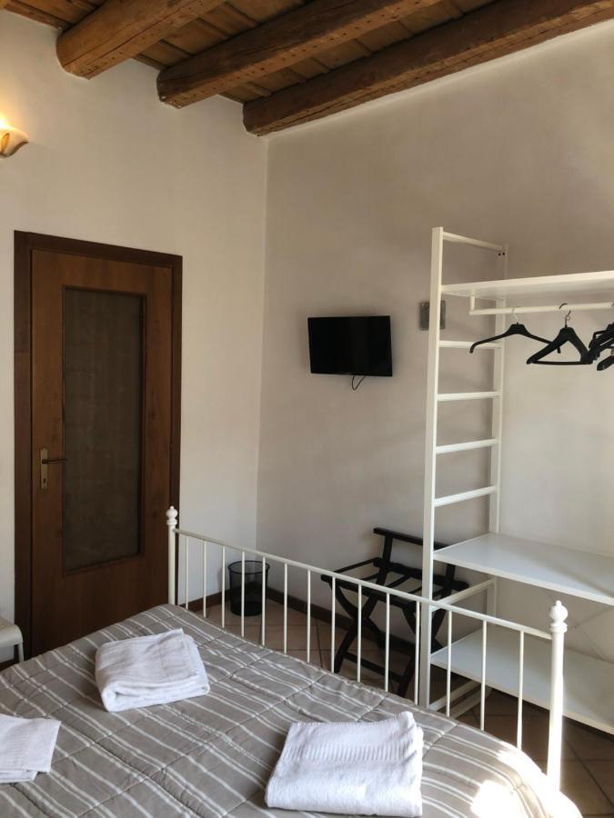 Doppelzimmer mit Gemeinschaftsbad