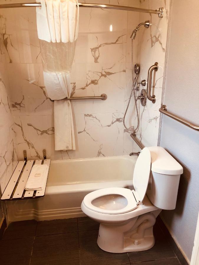 King Room - Disability Access,991530931:JPEG