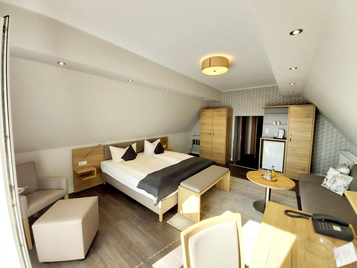 Dreibettzimmer