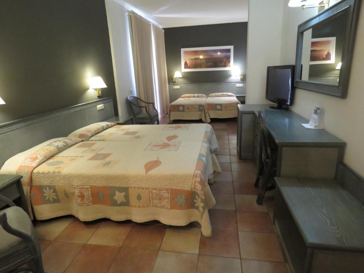 Familiekamer (2 Volwassenen + 2 Kinderen)