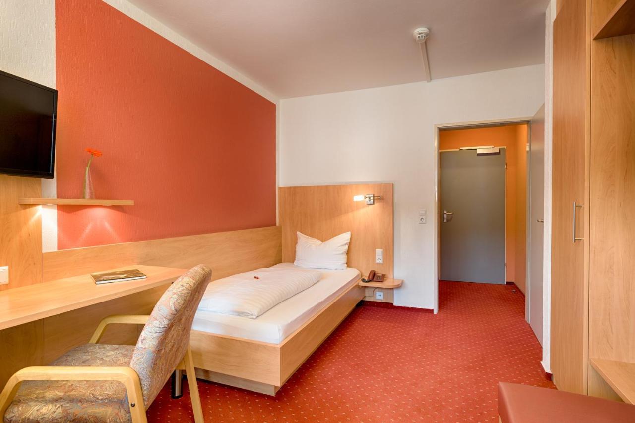 Single Room,222762206:JPEG