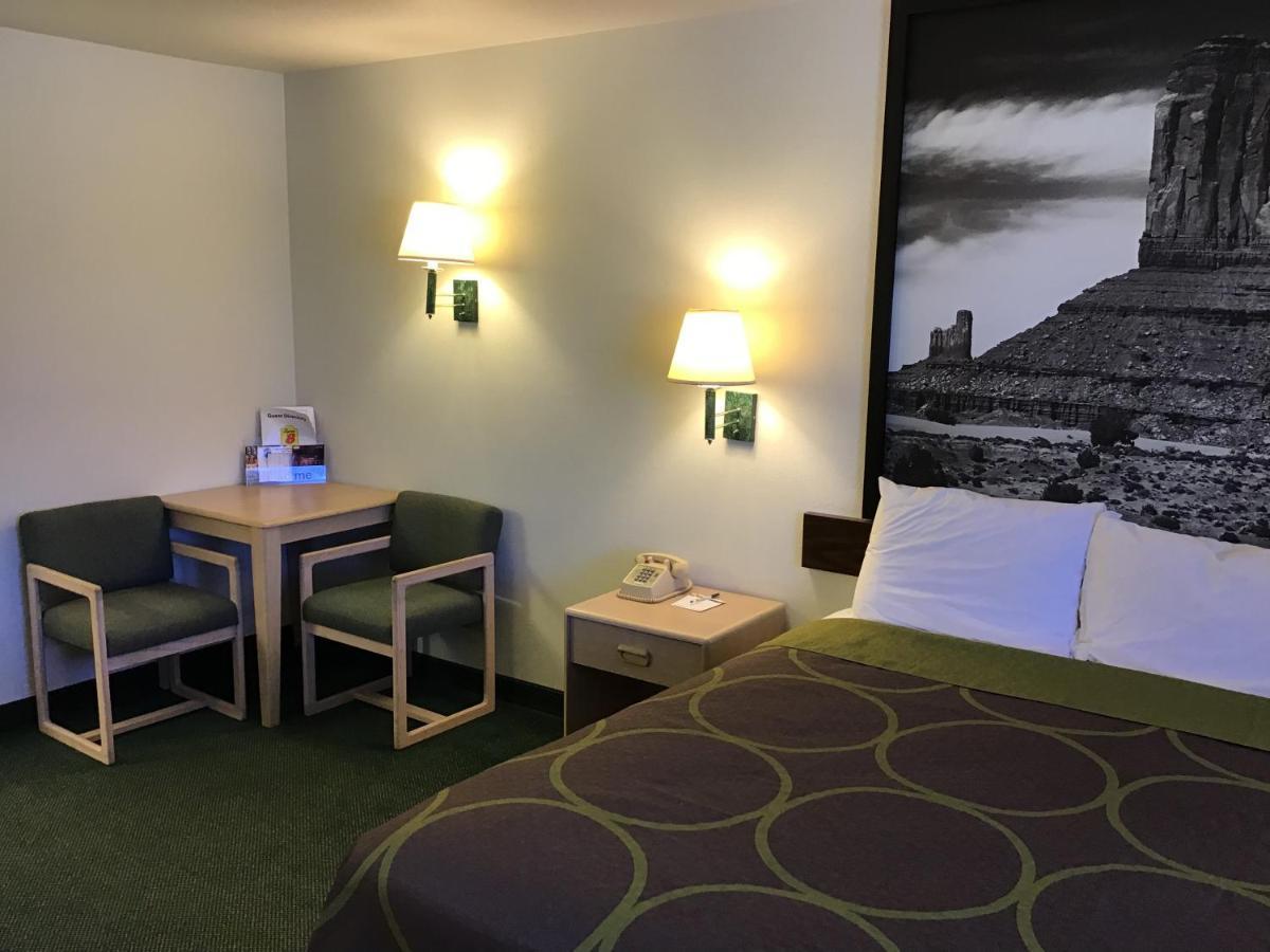 King Room - Mobility Access/Non-Smoking