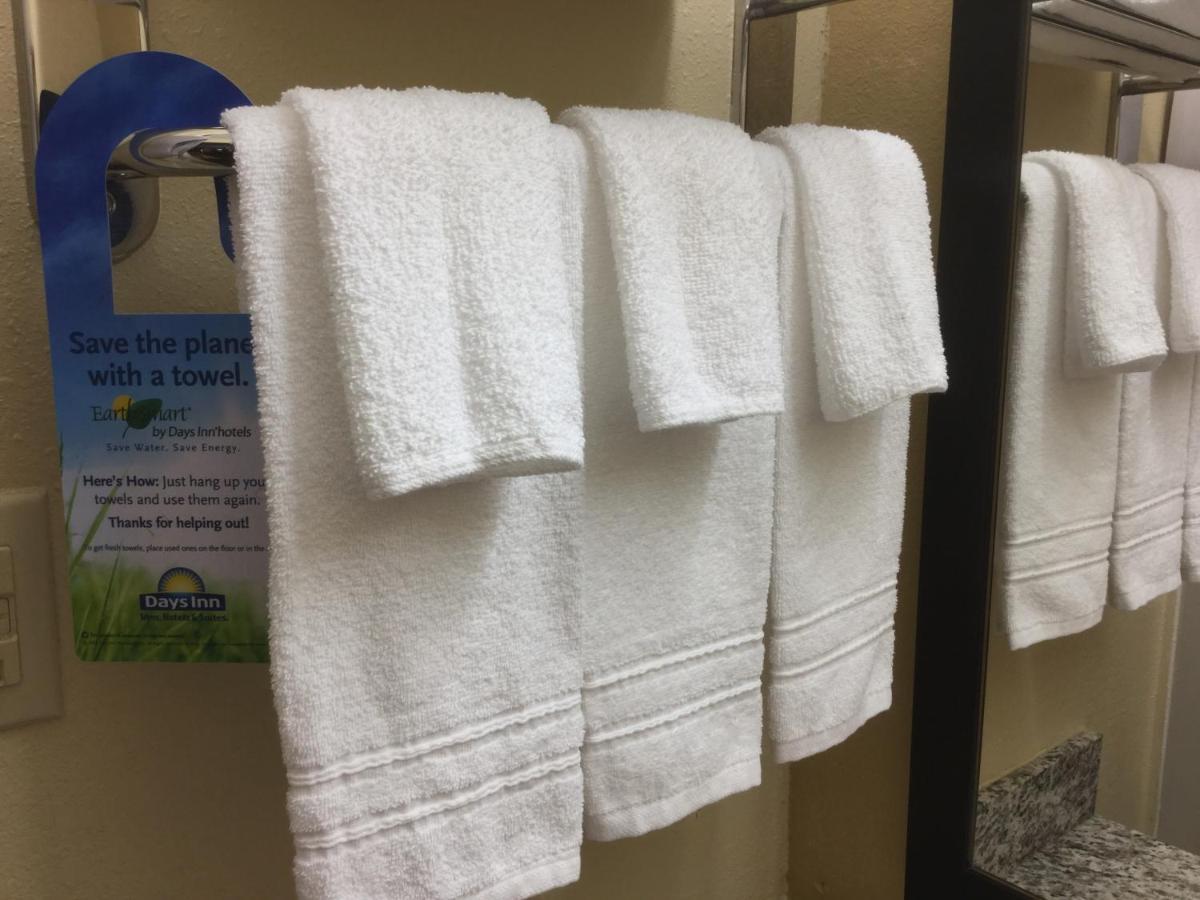 Double Room with Two Double Beds and Bath Tub - Mobility Accessible/Non-Smoking