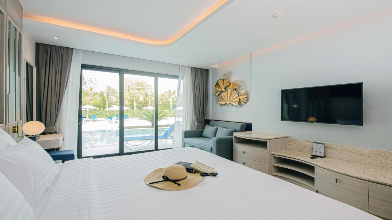 Deluxe Doppel-/Zweibettzimmer mit Zugang zum Pool