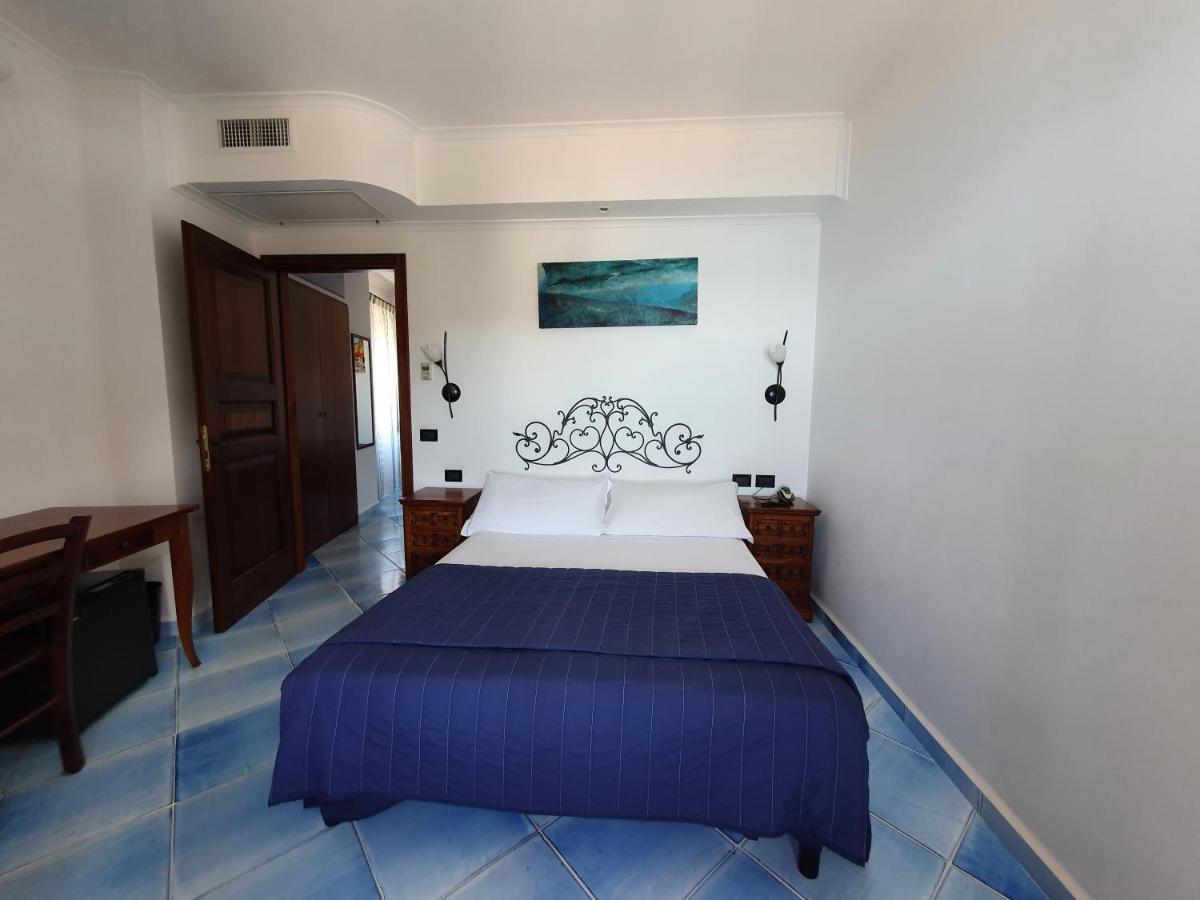 Junior Suite with Sea View,444059226:JPEG