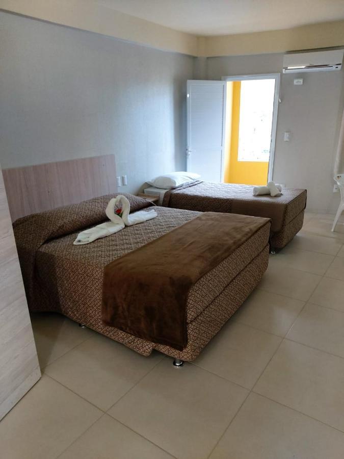 Quarto Duplo com Cama Extra