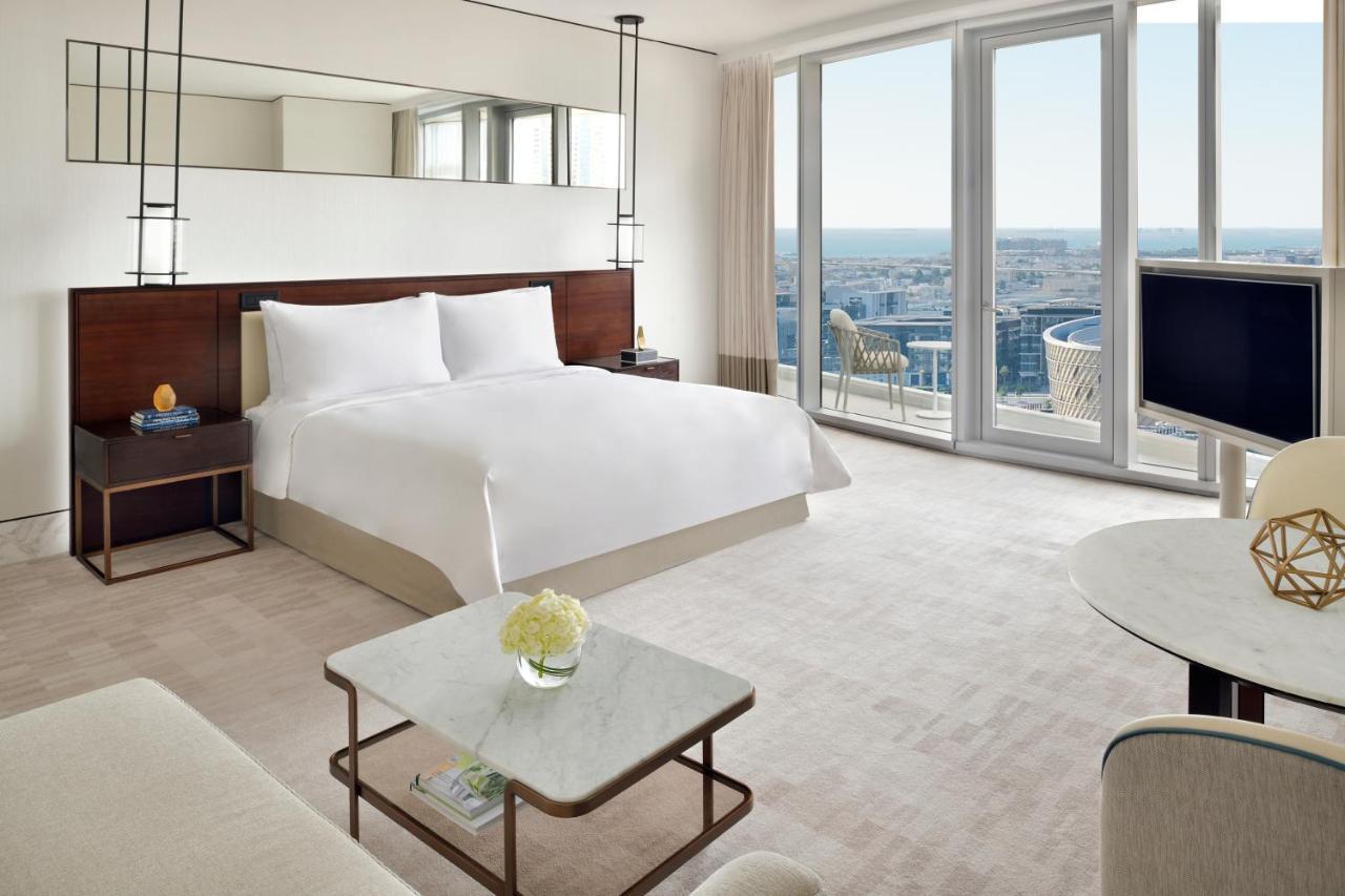 Junior Suite - Exclusieve toegang tot de infinity pool en club lounge op de 54e verdieping