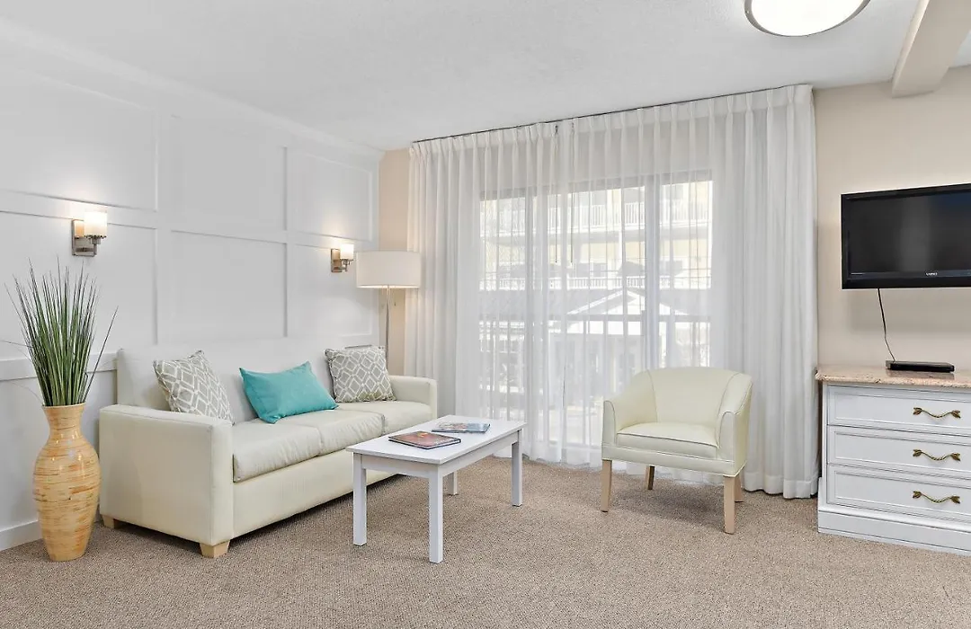 Brighton Suites Hotel-1
