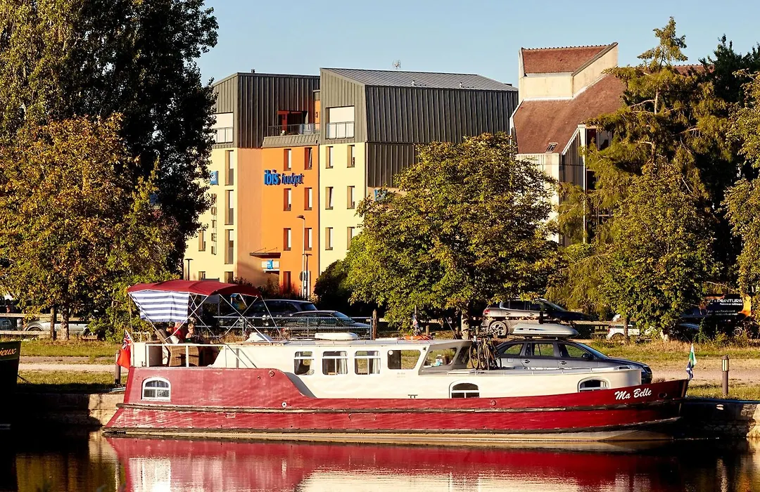 ibis budget Auxerre Centre-1