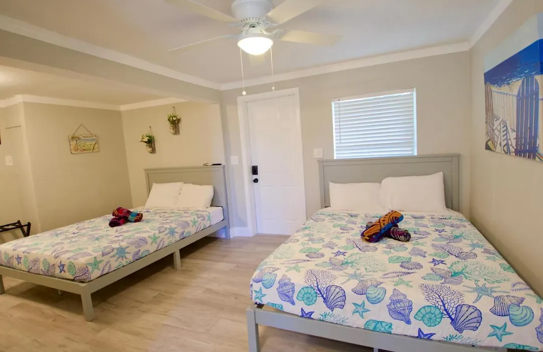 Sun Deck Inn & Suites-1