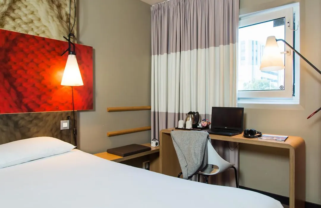Ibis Birmingham Bordesley-1