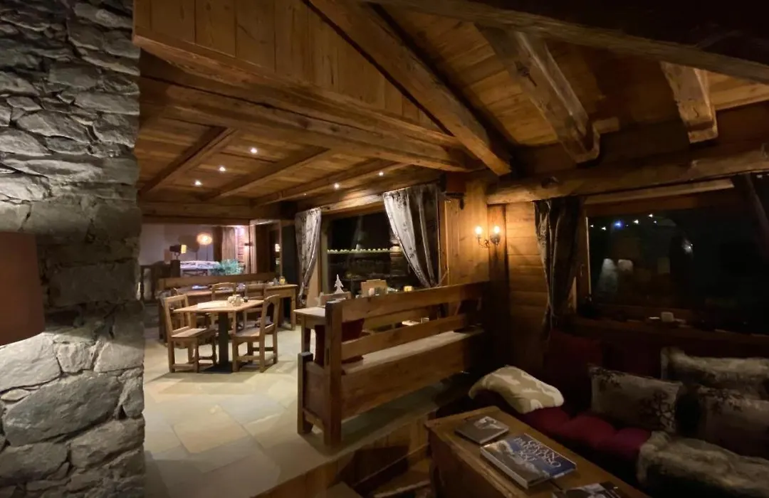 Les Trompeurs Chez Odette-1