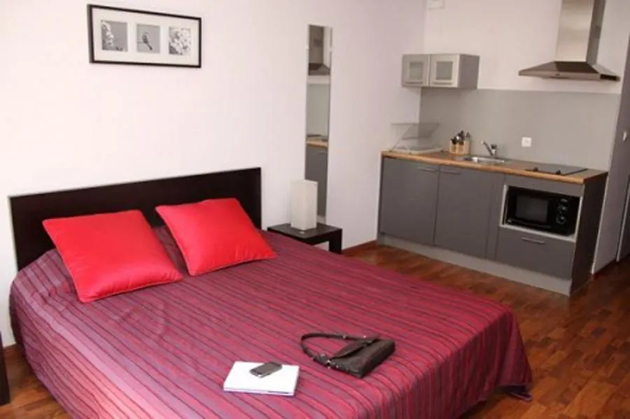Ruby Suites Quartier Les Halles By Popinns-1