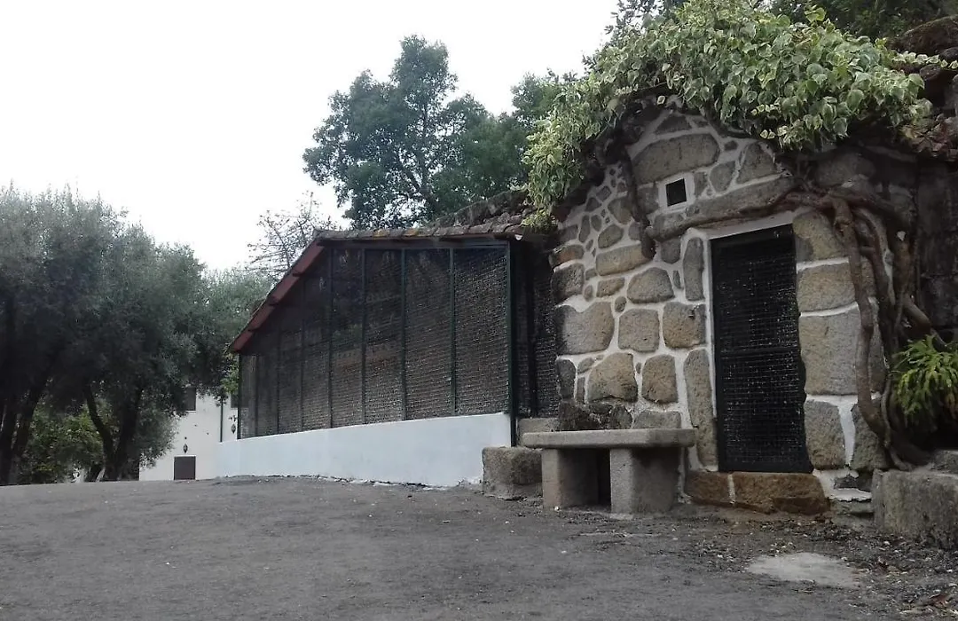 Residencial Retiro Sra. Da Luz-1