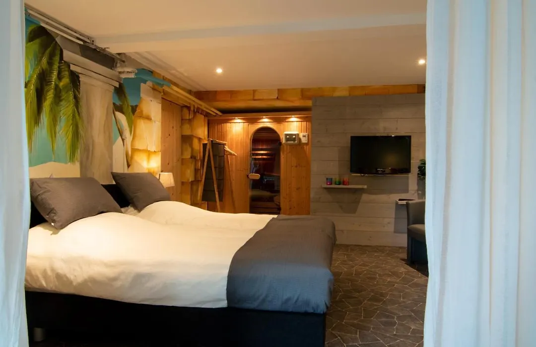 B&B Bed & Sauna-1