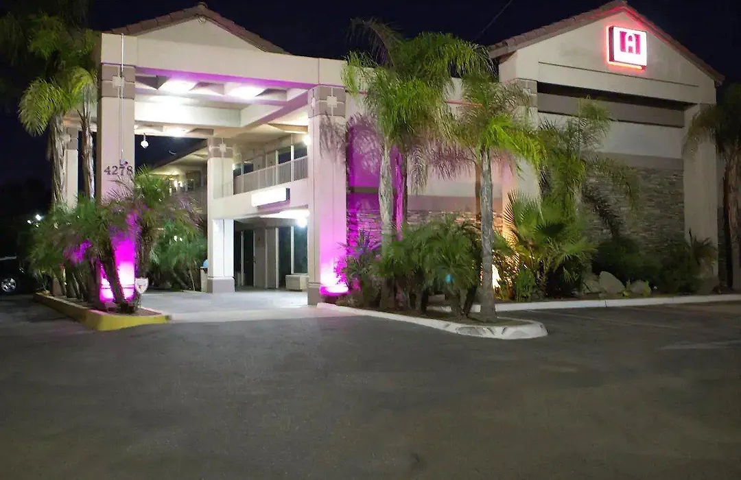 Ashlan Inn-1