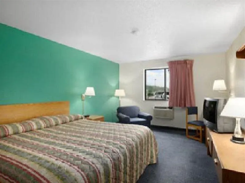 Quality Inn Jackson North-1