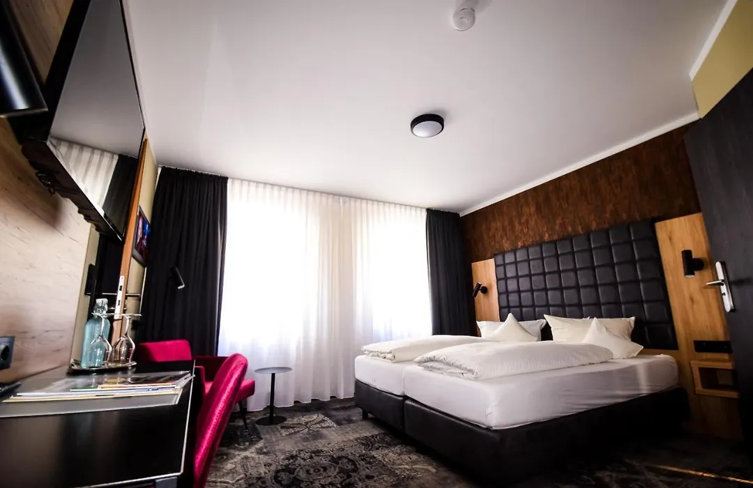 Akzent Hotel Roter Löwe-1