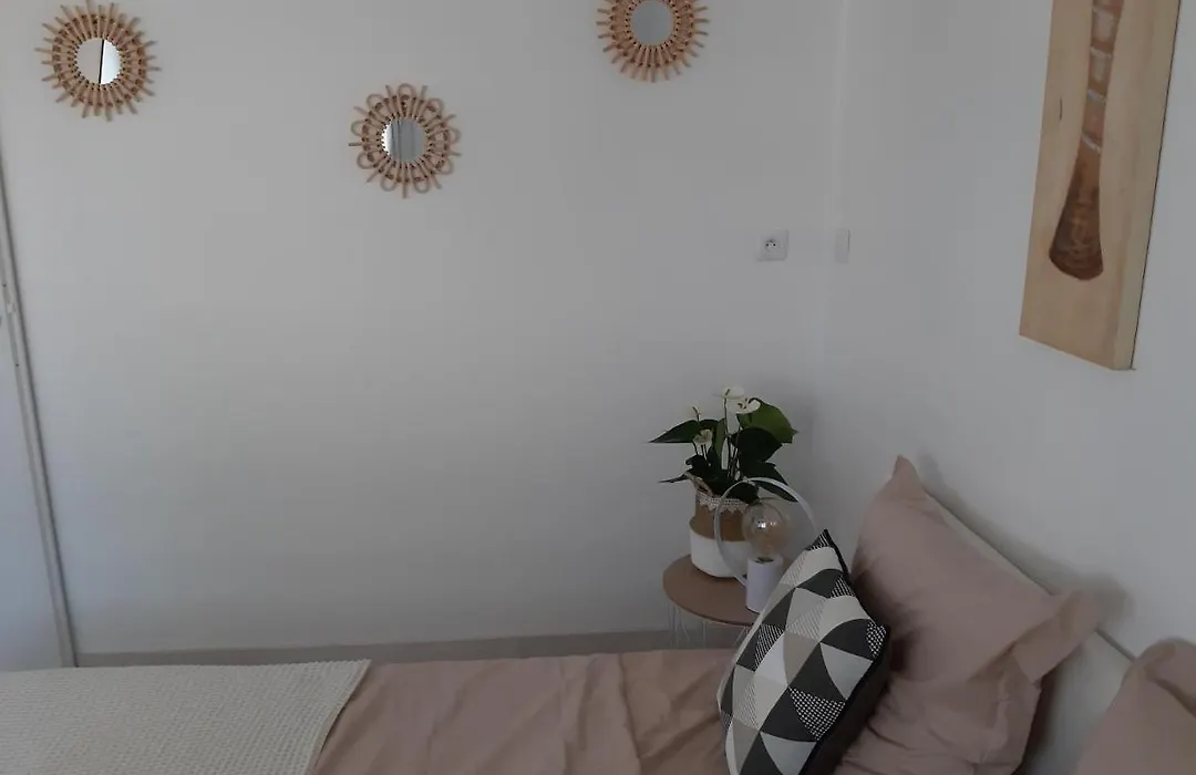 La Casita Sérignanaise - Apt T2 - clim - jardin-1