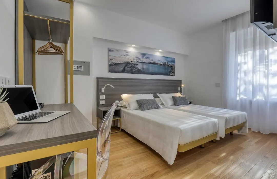 Gallery Suite-1