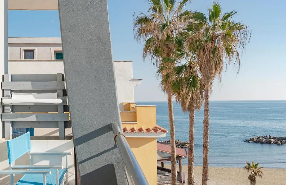 Hotel Riviera-1