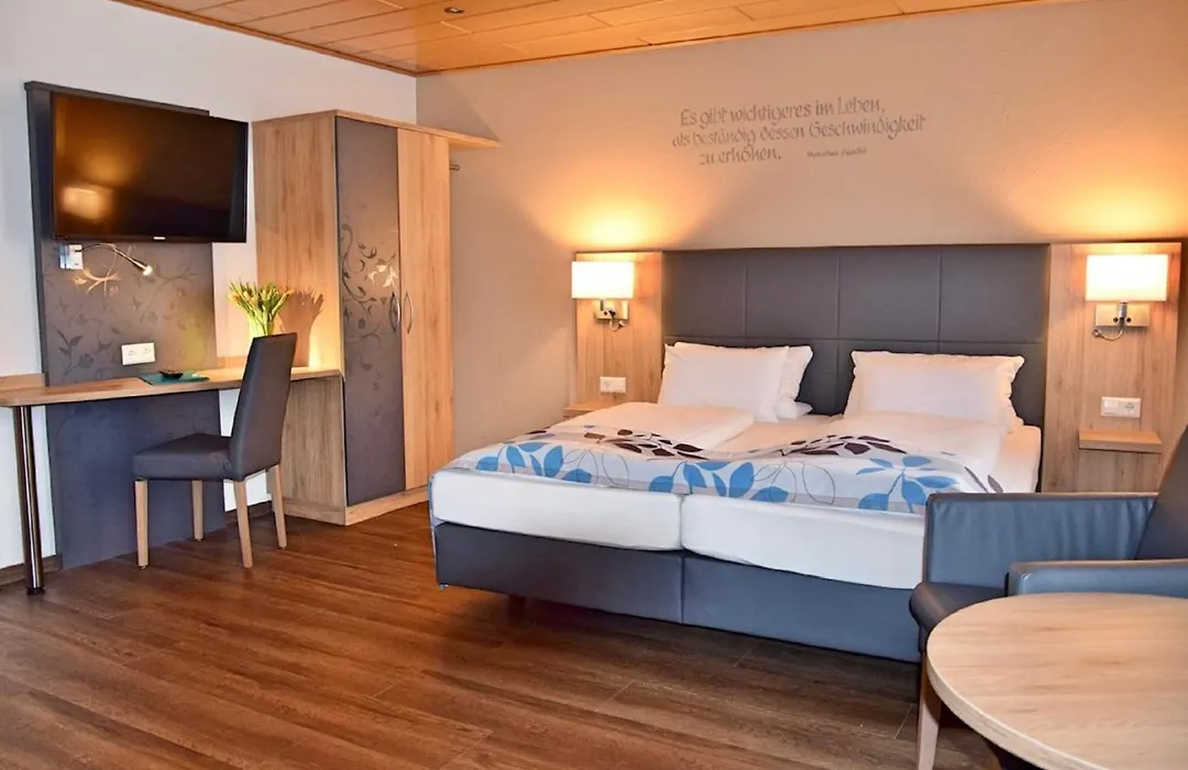 Cafe-Hotel Altreuter-1